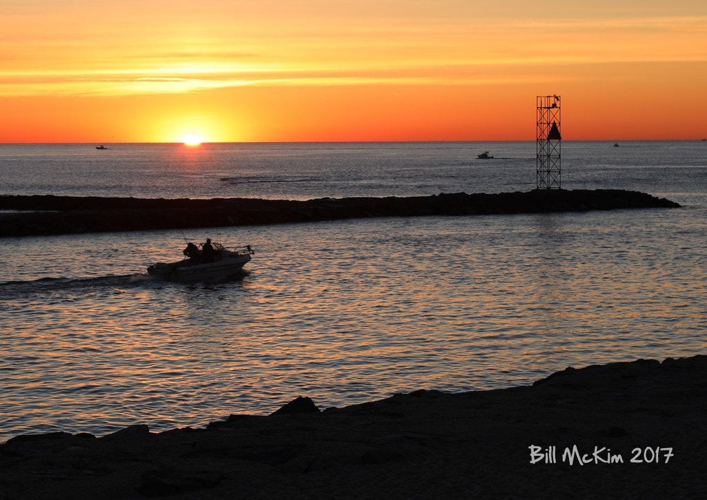 Sunday sunrise listen to the ocean and the birds